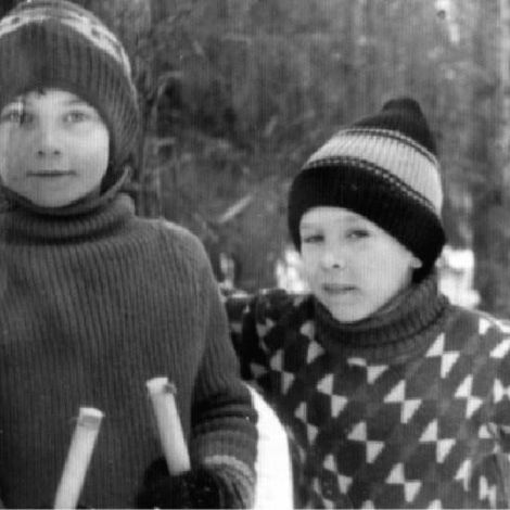 1. Юные лыжники. 1983 год.
Автор: Портнова Вера, с.Визинга.